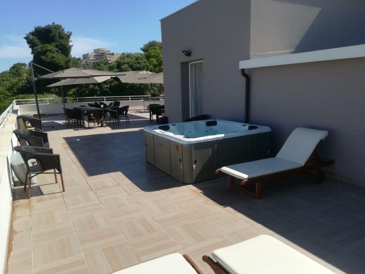La Terrazza di Harmakhis Hotel Partanna Bagian luar foto